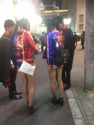 ハロウィン🎃エロ画像！動画もあるぜ!!盗撮・自撮りコスプレ女子のsns流出㊙️2025年はナニがくるか楽しみだよ♡012枚目