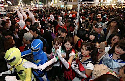 ハロウィン🎃エロ画像！動画もあるぜ!!盗撮・自撮りコスプレ女子のsns流出㊙️2025年はナニがくるか楽しみだよ♡013枚目