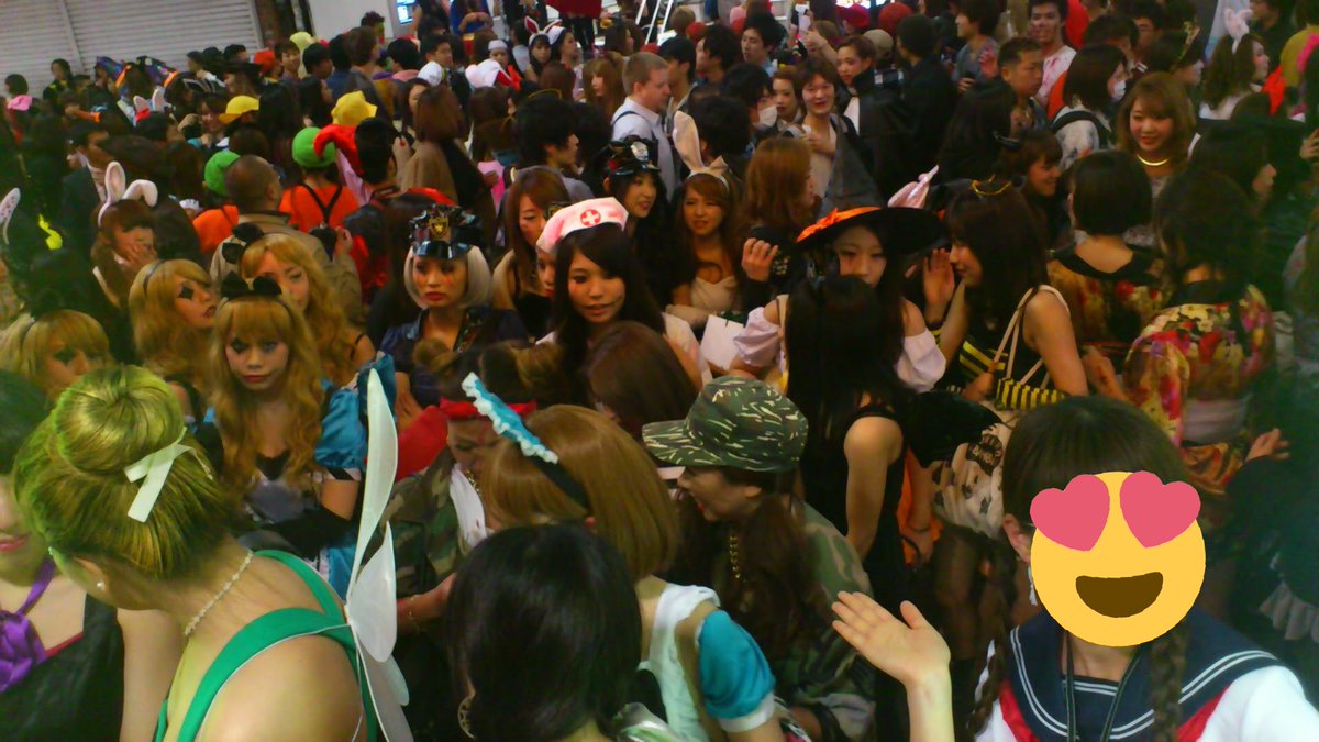 ハロウィン🎃エロ画像！動画もあるぜ!!盗撮・自撮りコスプレ女子のsns流出㊙️2025年はナニがくるか楽しみだよ♡018枚目