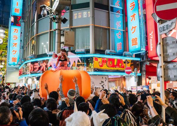 ハロウィン🎃エロ画像！動画もあるぜ!!盗撮・自撮りコスプレ女子のsns流出㊙️2025年はナニがくるか楽しみだよ♡020枚目