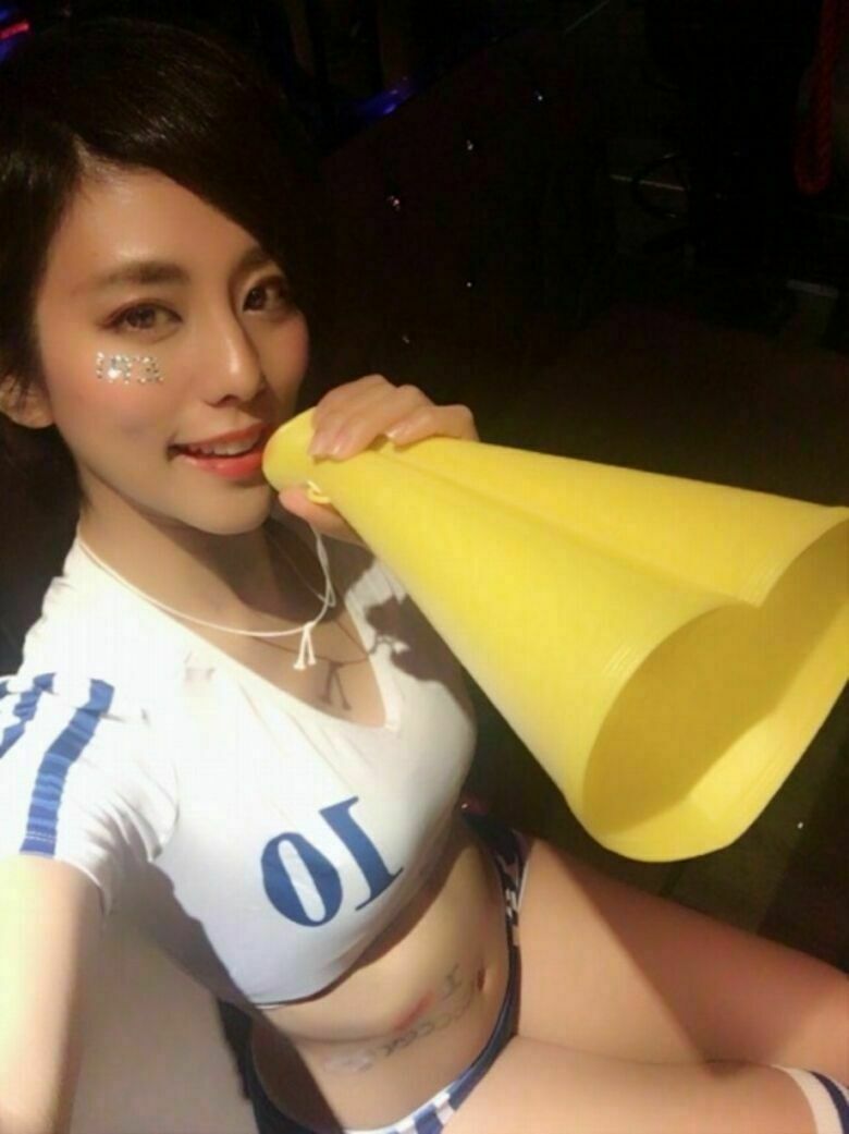 ハロウィン🎃エロ画像！動画もあるぜ!!盗撮・自撮りコスプレ女子のsns流出㊙️2025年はナニがくるか楽しみだよ♡035枚目