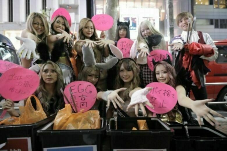 ハロウィン🎃エロ画像！動画もあるぜ!!盗撮・自撮りコスプレ女子のsns流出㊙️2025年はナニがくるか楽しみだよ♡042枚目