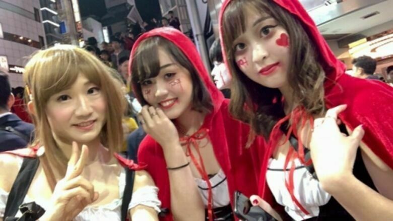 ハロウィン🎃エロ画像！動画もあるぜ!!盗撮・自撮りコスプレ女子のsns流出㊙️2025年はナニがくるか楽しみだよ♡082枚目