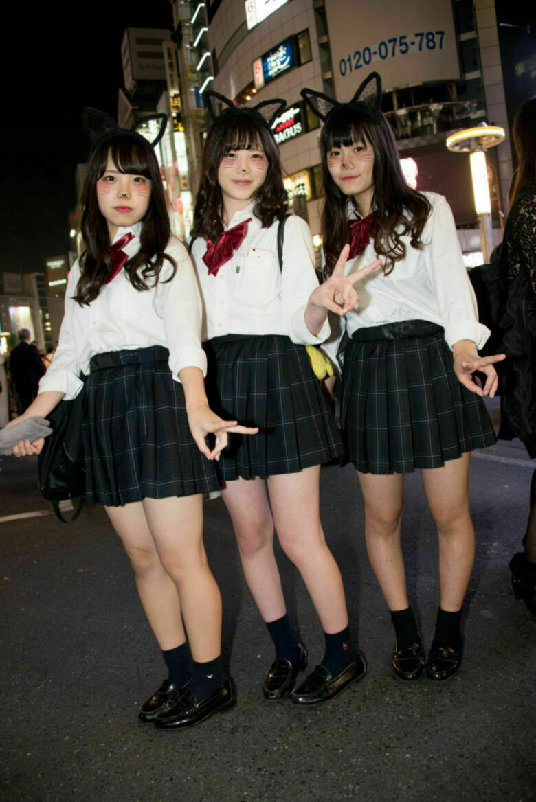 ハロウィン🎃エロ画像！動画もあるぜ!!盗撮・自撮りコスプレ女子のsns流出㊙️2025年はナニがくるか楽しみだよ♡122枚目