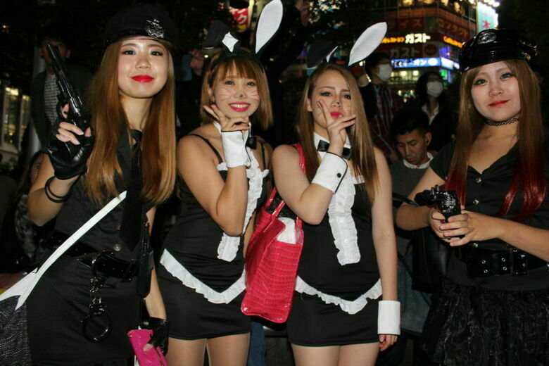 ハロウィン🎃エロ画像！動画もあるぜ!!盗撮・自撮りコスプレ女子のsns流出㊙️2025年はナニがくるか楽しみだよ♡135枚目