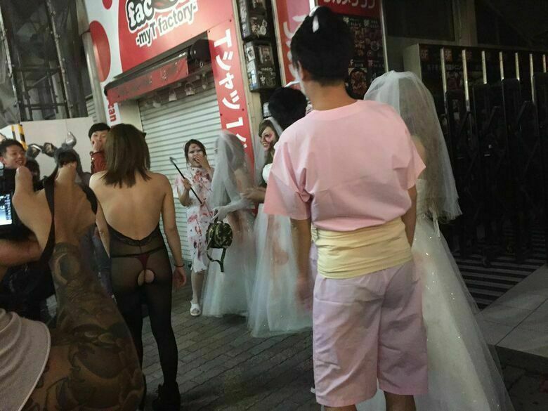 ハロウィン🎃エロ画像！動画もあるぜ!!盗撮・自撮りコスプレ女子のsns流出㊙️2025年はナニがくるか楽しみだよ♡171枚目