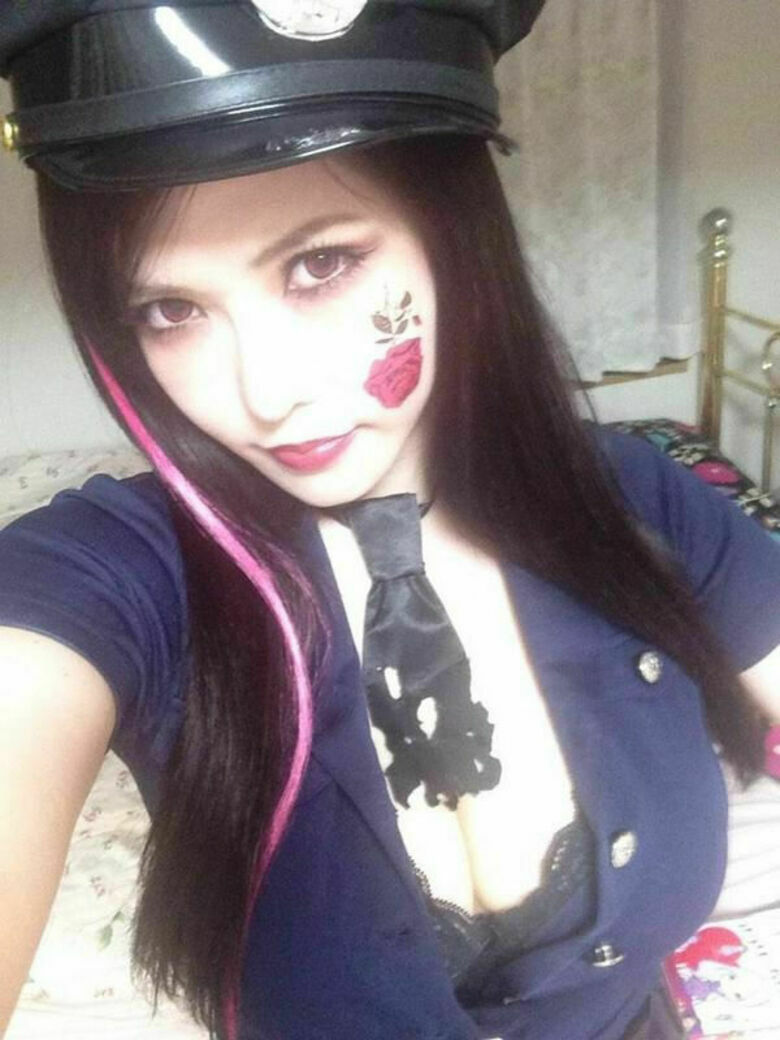 ハロウィン🎃エロ画像！動画もあるぜ!!盗撮・自撮りコスプレ女子のsns流出㊙️2025年はナニがくるか楽しみだよ♡230枚目