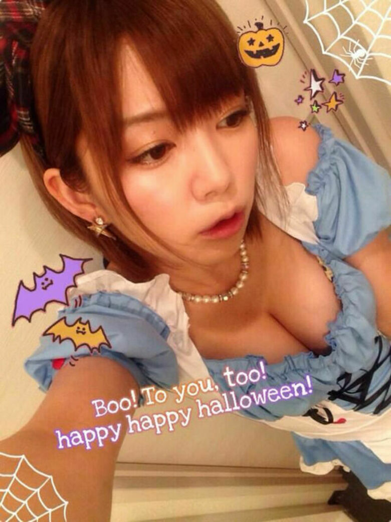 ハロウィン🎃エロ画像！動画もあるぜ!!盗撮・自撮りコスプレ女子のsns流出㊙️2025年はナニがくるか楽しみだよ♡234枚目