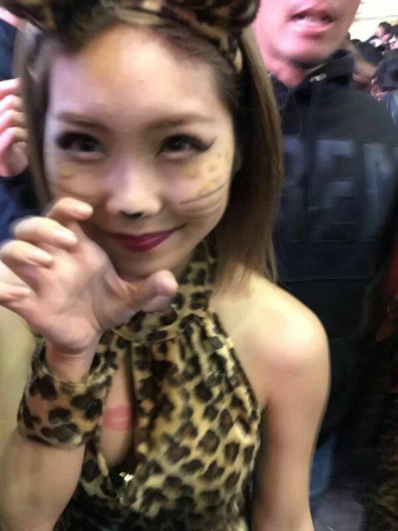 ハロウィン🎃エロ画像！動画もあるぜ!!盗撮・自撮りコスプレ女子のsns流出㊙️2025年はナニがくるか楽しみだよ♡251枚目