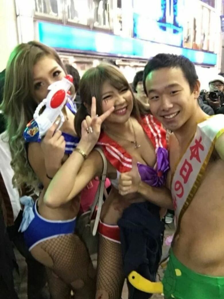 ハロウィン🎃エロ画像！動画もあるぜ!!盗撮・自撮りコスプレ女子のsns流出㊙️2025年はナニがくるか楽しみだよ♡282枚目