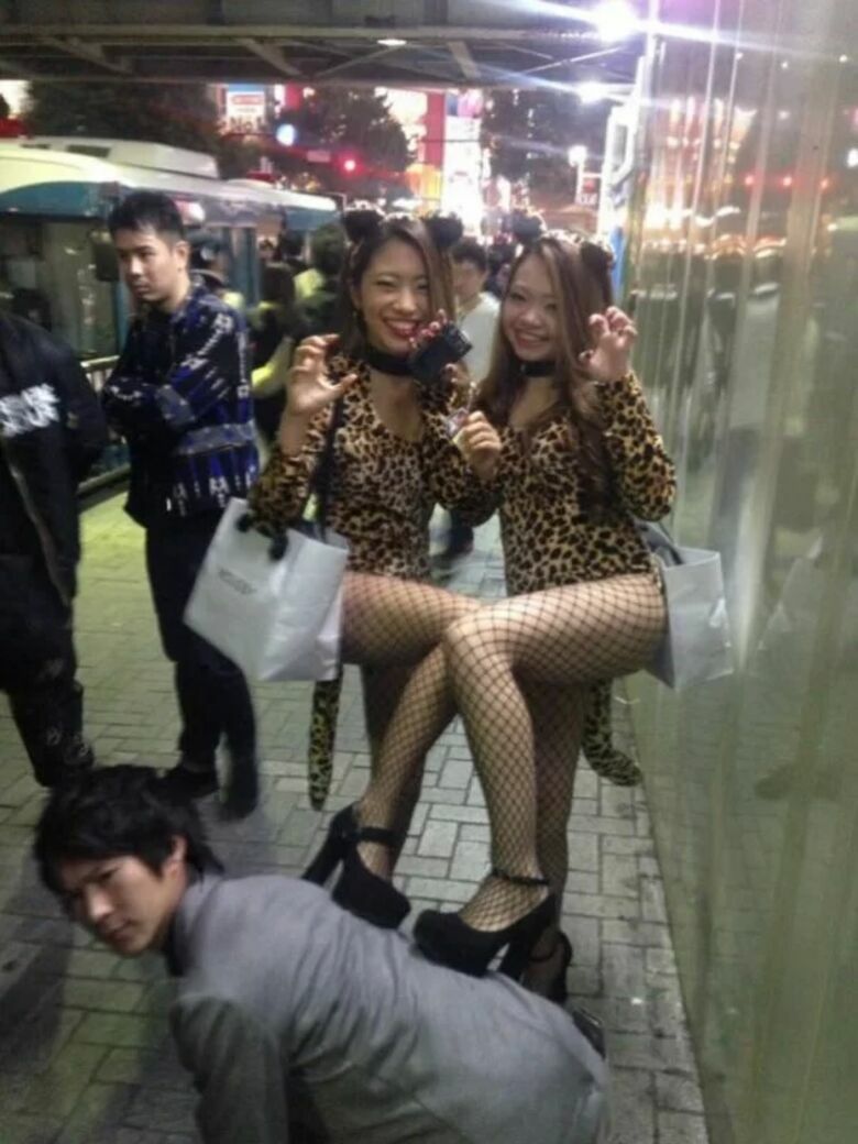 ハロウィン🎃エロ画像！動画もあるぜ!!盗撮・自撮りコスプレ女子のsns流出㊙️2025年はナニがくるか楽しみだよ♡283枚目