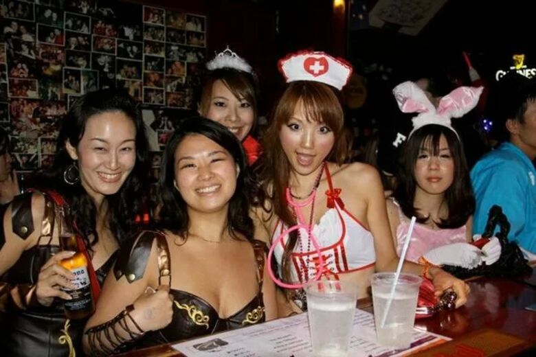 ハロウィン🎃エロ画像！動画もあるぜ!!盗撮・自撮りコスプレ女子のsns流出㊙️2025年はナニがくるか楽しみだよ♡318枚目