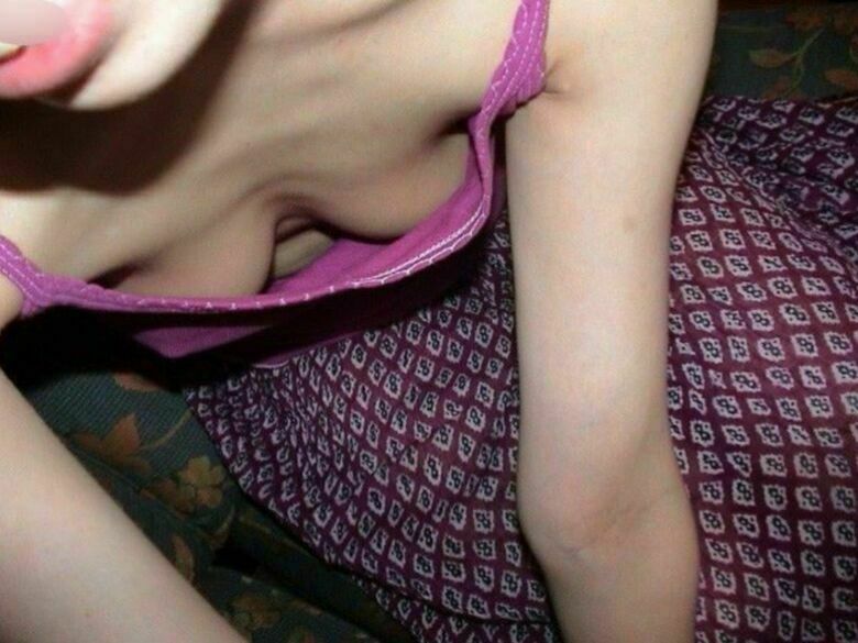 人妻 盗撮エロ画像!流出パンチラ・胸チラ美乳おっぱい♡抜ける隠し撮りまとめてみたぜ!!094