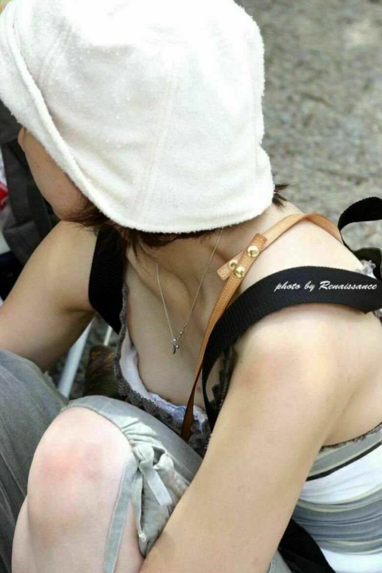 人妻 盗撮エロ画像!流出パンチラ・胸チラ美乳おっぱい♡抜ける隠し撮りまとめてみたぜ!!141