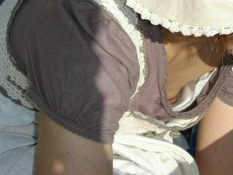 人妻 盗撮エロ画像!流出パンチラ・胸チラ美乳おっぱい♡抜ける隠し撮りまとめてみたぜ!!172