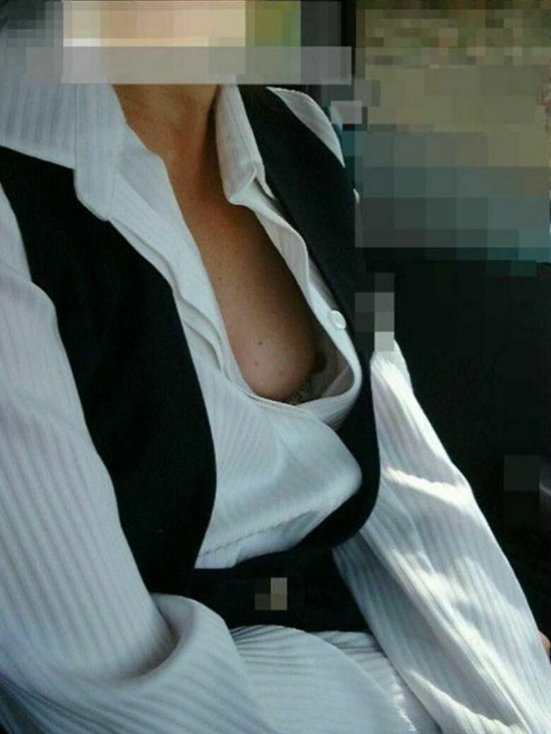 人妻 盗撮エロ画像!流出パンチラ・胸チラ美乳おっぱい♡抜ける隠し撮りまとめてみたぜ!!178