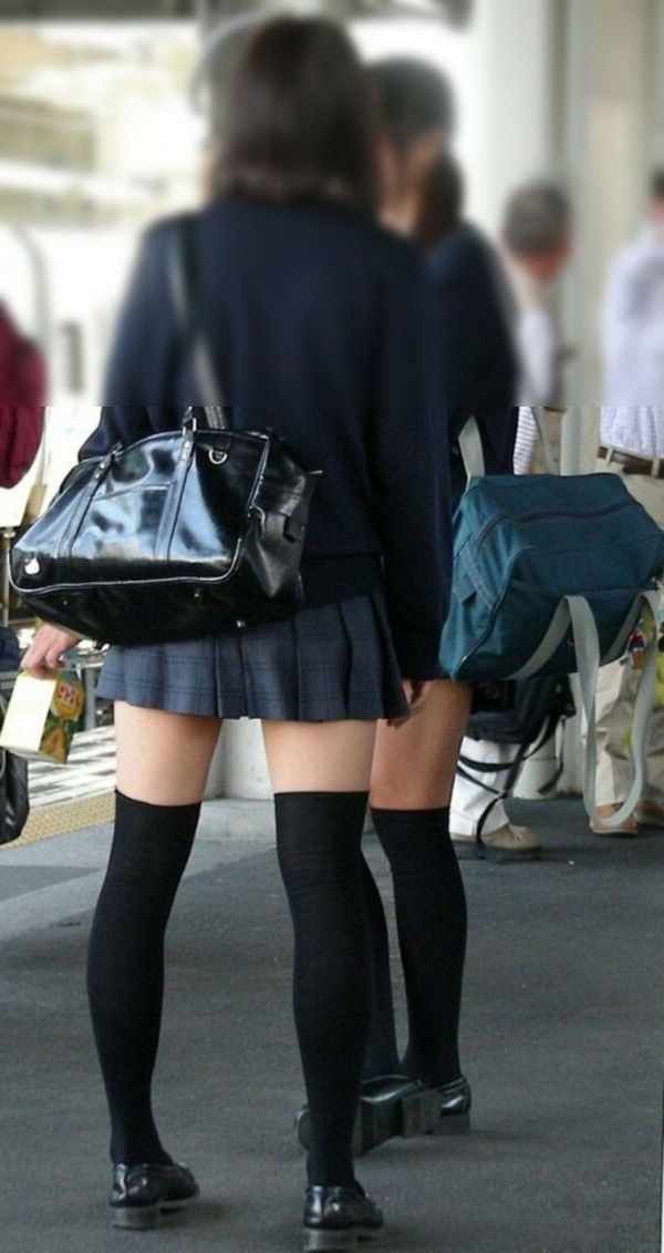 JK ニーハイ盗撮エロ画像!パンチラしてなくても十分抜けちゃいます♡012
