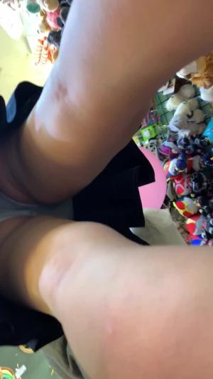 JKパンチラ動画像299枚!エロい女子の盗撮逆さ撮りやしゃがみパンツ 自撮り流出がエロくて抜ける!!【動画あり】023枚目