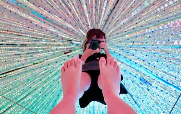 チームラボ パンチラ画像!自撮り流出パンツ♡床が鏡だから逆さ撮り盗撮みたいで抜けちゃいます!!【動画あり】081枚目