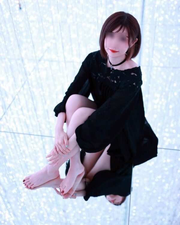 チームラボ パンチラ画像だぜ!自撮り流出パンツ♡床が鏡だから逆さ撮り盗撮みたいで抜けちゃいます!!【動画あり】045枚目