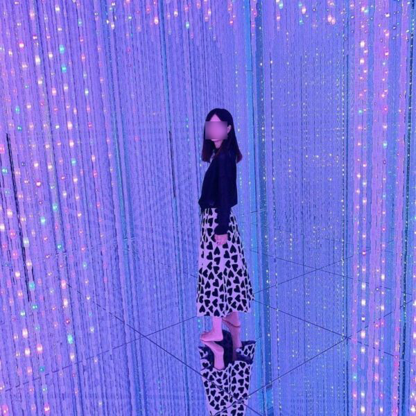 チームラボ パンチラ画像だぜ!自撮り流出パンツ♡床が鏡だから逆さ撮り盗撮みたいで抜けちゃいます!!【動画あり】049枚目