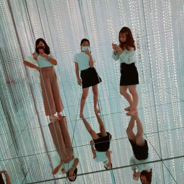 チームラボ パンチラ画像だぜ!自撮り流出パンツ♡床が鏡だから逆さ撮り盗撮みたいで抜けちゃいます!!【動画あり】076枚目