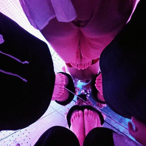 チームラボ パンチラ画像だぜ!自撮り流出パンツ♡床が鏡だから逆さ撮り盗撮みたいで抜けちゃいます!!【動画あり】077枚目