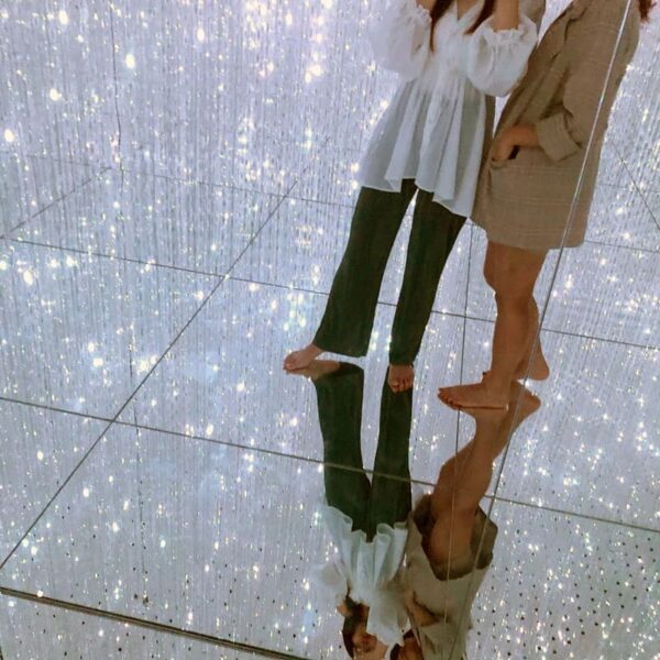 チームラボ パンチラ画像だぜ!自撮り流出パンツ♡床が鏡だから逆さ撮り盗撮みたいで抜けちゃいます!!【動画あり】078枚目