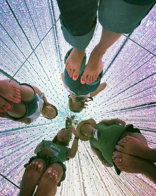 チームラボ パンチラ画像だぜ!自撮り流出パンツ♡床が鏡だから逆さ撮り盗撮みたいで抜けちゃいます!!【動画あり】079枚目