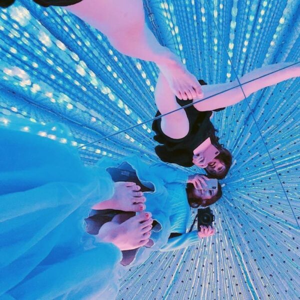 チームラボ パンチラ画像だぜ!自撮り流出パンツ♡床が鏡だから逆さ撮り盗撮みたいで抜けちゃいます!!【動画あり】089枚目