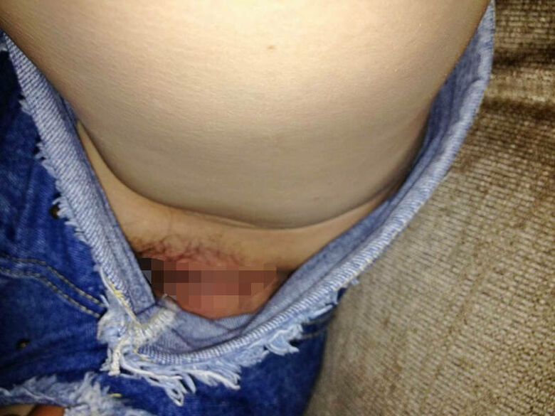 ショートパンツからのマンチラ画像！マンコ晒すよりもエロいんじゃね？？028