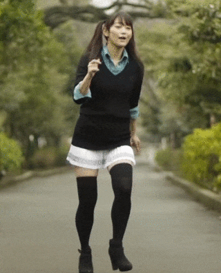 パンチラダンスのエロGIF画像っす!踊ってみた女子のパンツに太もも♡生足がセクシーで抜けるよ!!023枚目