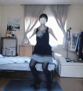 パンチラダンスのエロGIF画像っす!踊ってみた女子のパンツに太もも♡生足がセクシーで抜けるよ!!026枚目