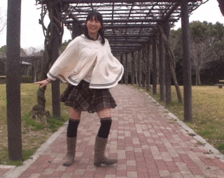 パンチラダンスのエロGIF画像っす!踊ってみた女子のパンツに太もも♡生足がセクシーで抜けるよ!!034枚目