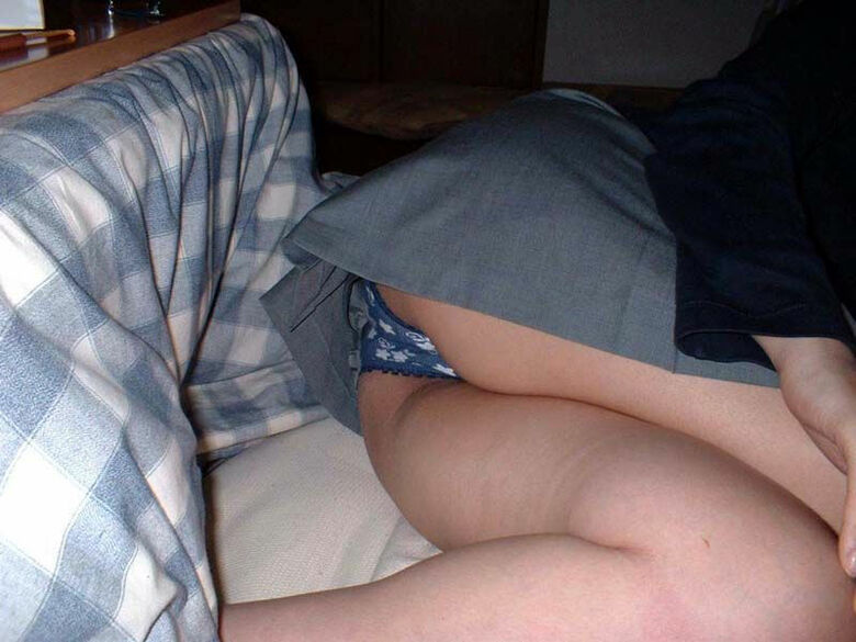 家庭内 パンチラ！家族の盗撮・流出パンツをまとめてみたぜ!!011