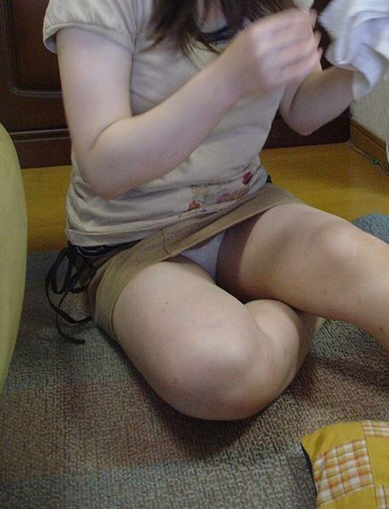 家庭内 パンチラ!家族の盗撮・流出パンツをまとめてみたぜ!!047