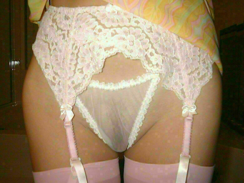 マンスジ エロ画像!おマンコのワレメ❤️パンツの中を想像するだけで勃起が止まらないぜ(´Д`)シコシコオ221