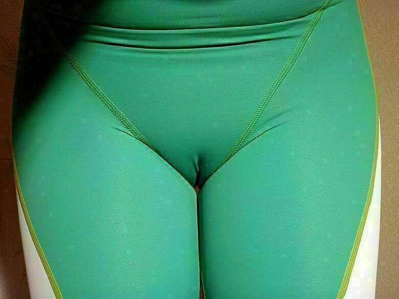 マンスジ エロ画像!おマンコのワレメ❤️パンツの中を想像するだけで勃起が止まらないぜ(´Д`)シコシコオ261