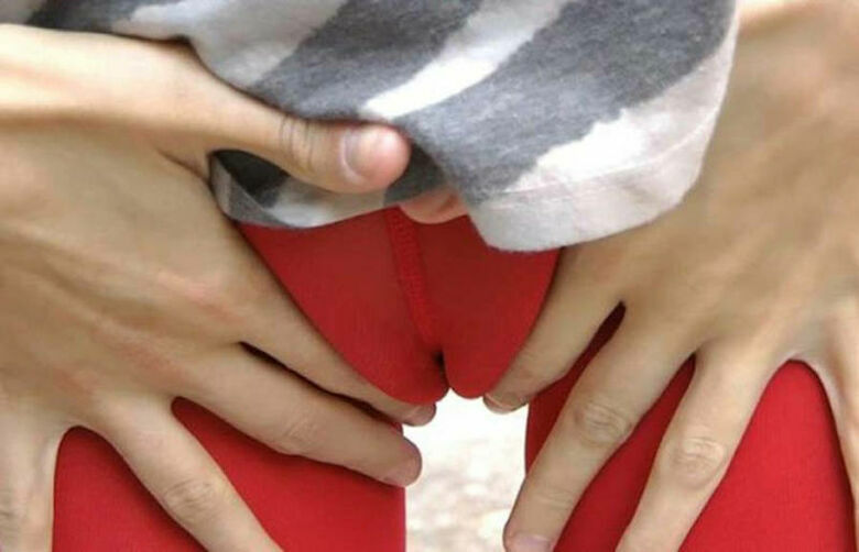 マンスジ エロ画像!おマンコのワレメ❤️パンツの中を想像するだけで勃起が止まらないぜ(´Д`)シコシコオ314