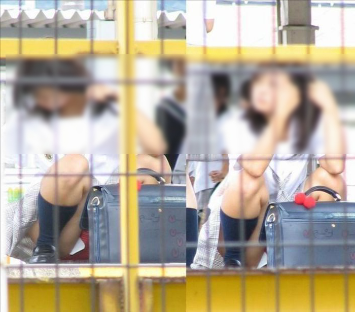 JK しゃがみパンチラ画像！股間の膨らみが抜けちゃいます♡パンツの中身も気になるぜ!!010