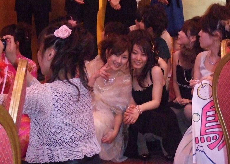 ぱんちら画像115枚!ドレスアップからのパンツがセクシーなパーティードレスパンチラをまとめてみた!!007枚目