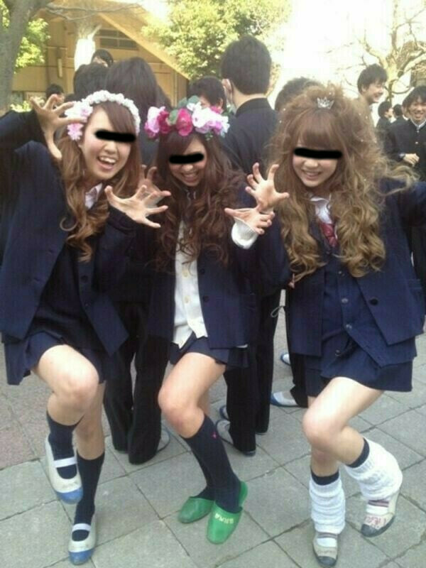 下着ディズニー エロ画像だぜ!夢の国で露出?パンチラに興奮するのはオイラだけじゃないはず♡076