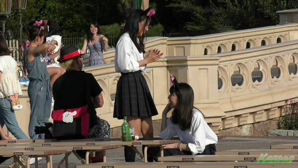 下着ディズニー エロ画像だぜ!夢の国で露出?パンチラに興奮するのはオイラだけじゃないはず♡108
