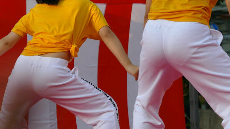 パンティライン 盗撮エロ画像！抜ける素人女性のお尻♡下着のラインがエロいぜ!!124