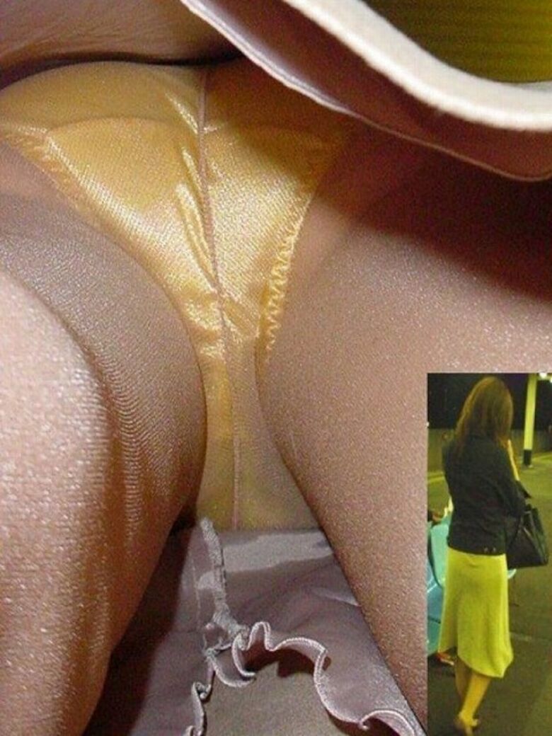 パンチラ 逆さ撮り盗撮画像！リアル動画もあるぜ!!見ているだけでもドキドキ感が伝わっちゃいます♡366