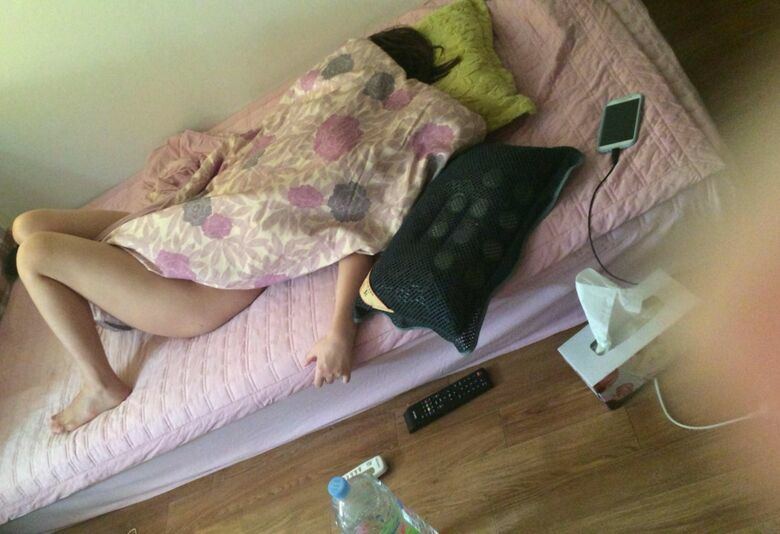 盗撮 エロ画像！素人女性のパンツ大放出㊙️人妻・家庭内流出が抜けちゃいます💕ホンモノ志向の方におすすめだぜ!!078枚目