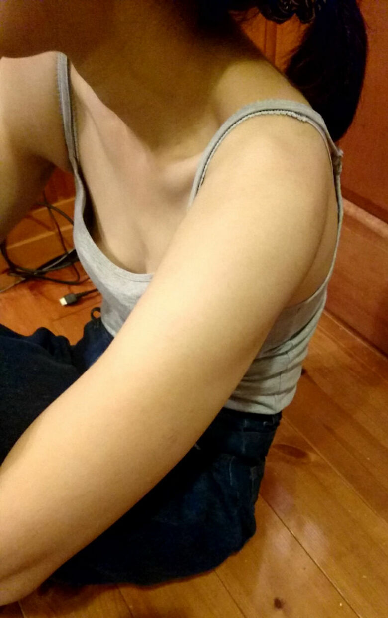 盗撮 エロ画像！素人女性のパンツ大放出㊙️人妻・家庭内流出が抜けちゃいます💕ホンモノ志向の方におすすめだぜ!!126枚目