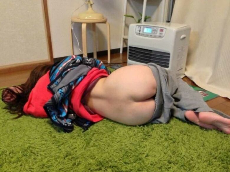 盗撮 エロ画像！素人女性のパンツ大放出㊙️人妻・家庭内流出が抜けちゃいます💕ホンモノ志向の方におすすめだぜ!!170枚目