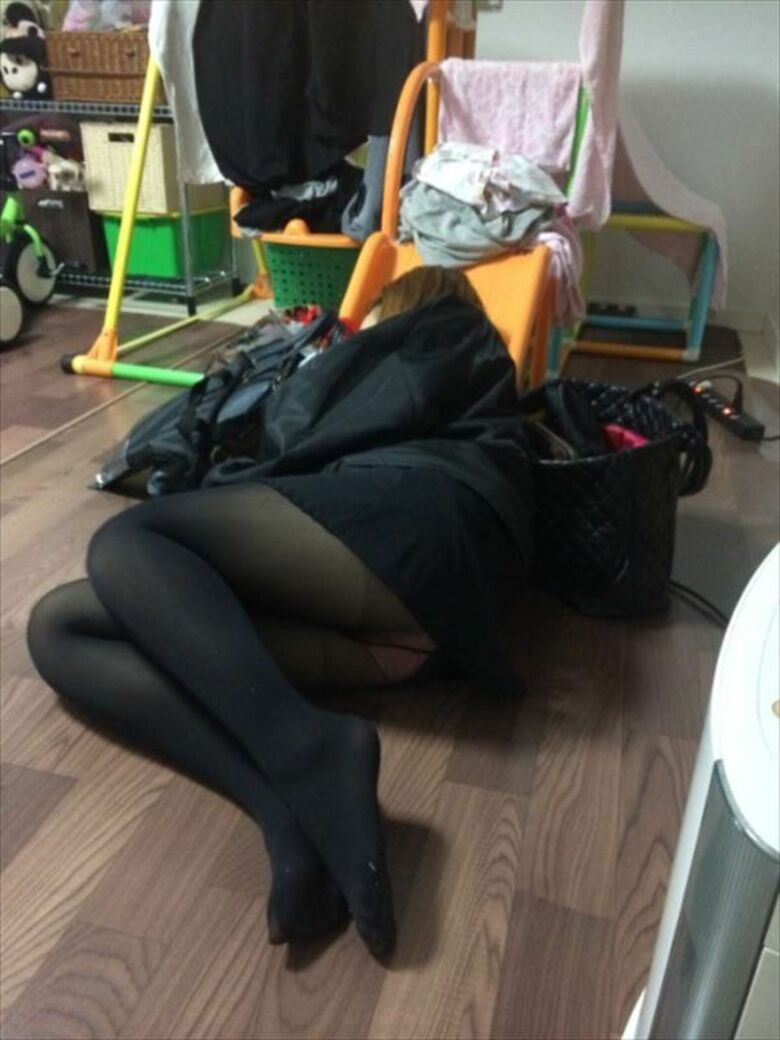 盗撮 エロ画像！素人女性のパンツ大放出㊙️人妻・家庭内流出が抜けちゃいます💕ホンモノ志向の方におすすめだぜ!!284枚目