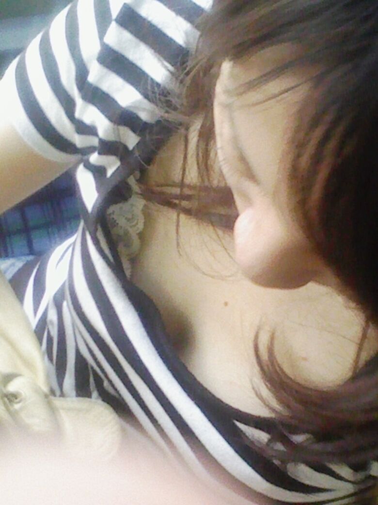 盗撮 エロ画像！素人女性のパンツ大放出㊙️人妻・家庭内流出が抜けちゃいます💕ホンモノ志向の方におすすめだぜ!!355枚目